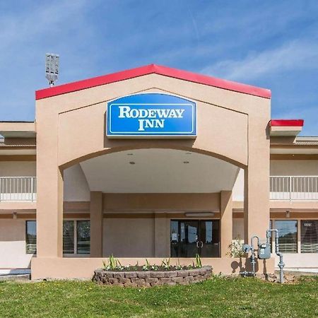 Rodeway Inn Marietta Bagian luar foto